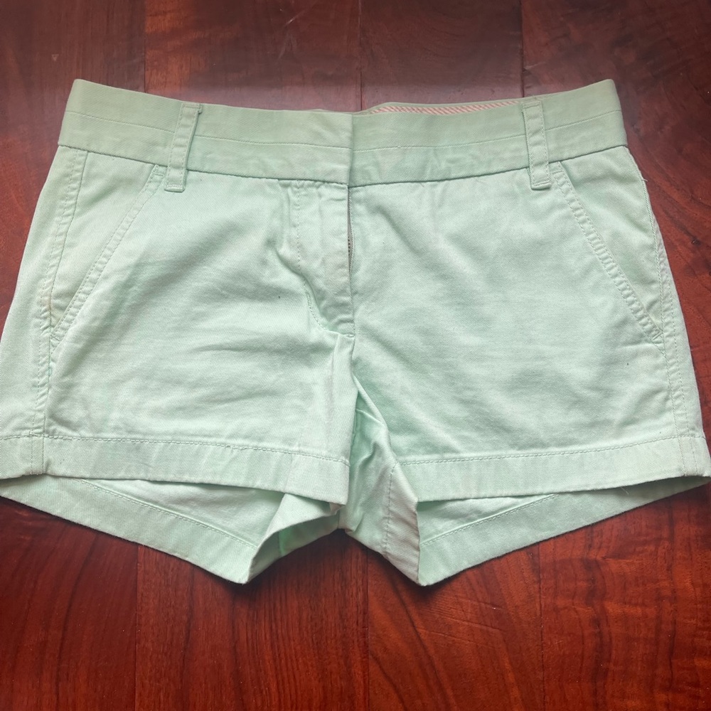 J. Crew 100% Cotton Chino Broken-In Mint Green Shorts 3.5”